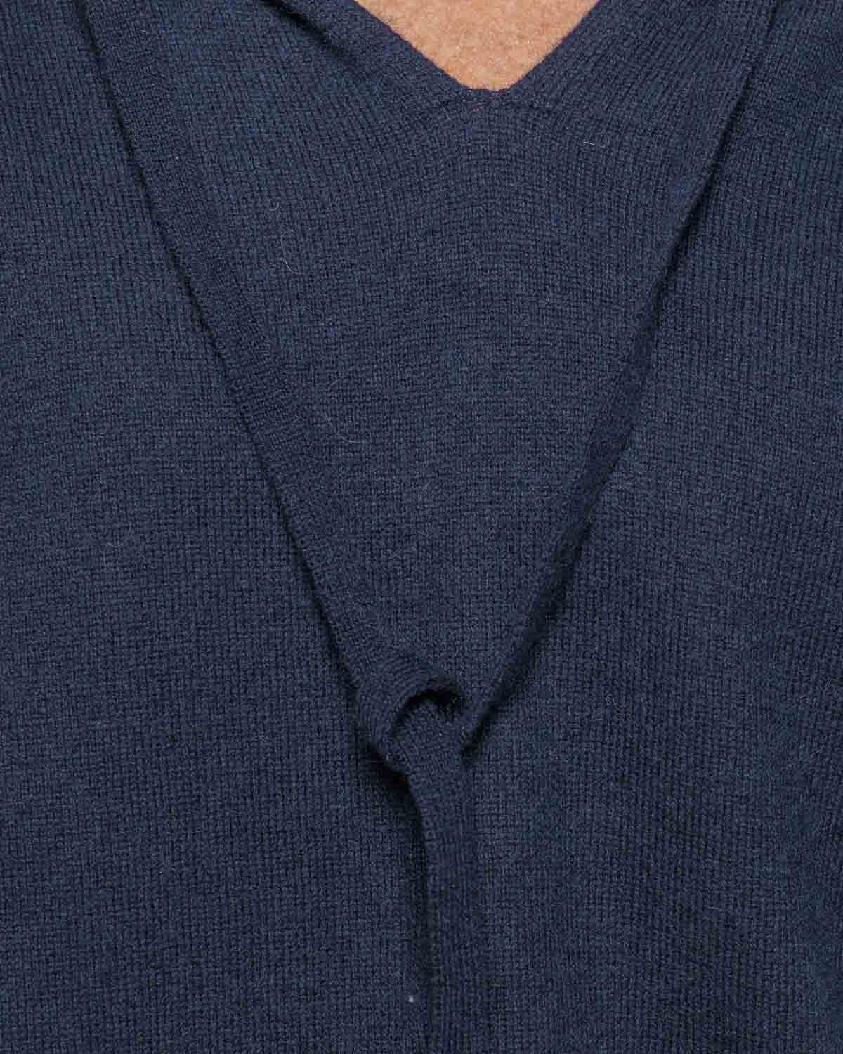 Caroline Cashmere Milan Hoodie in Navy