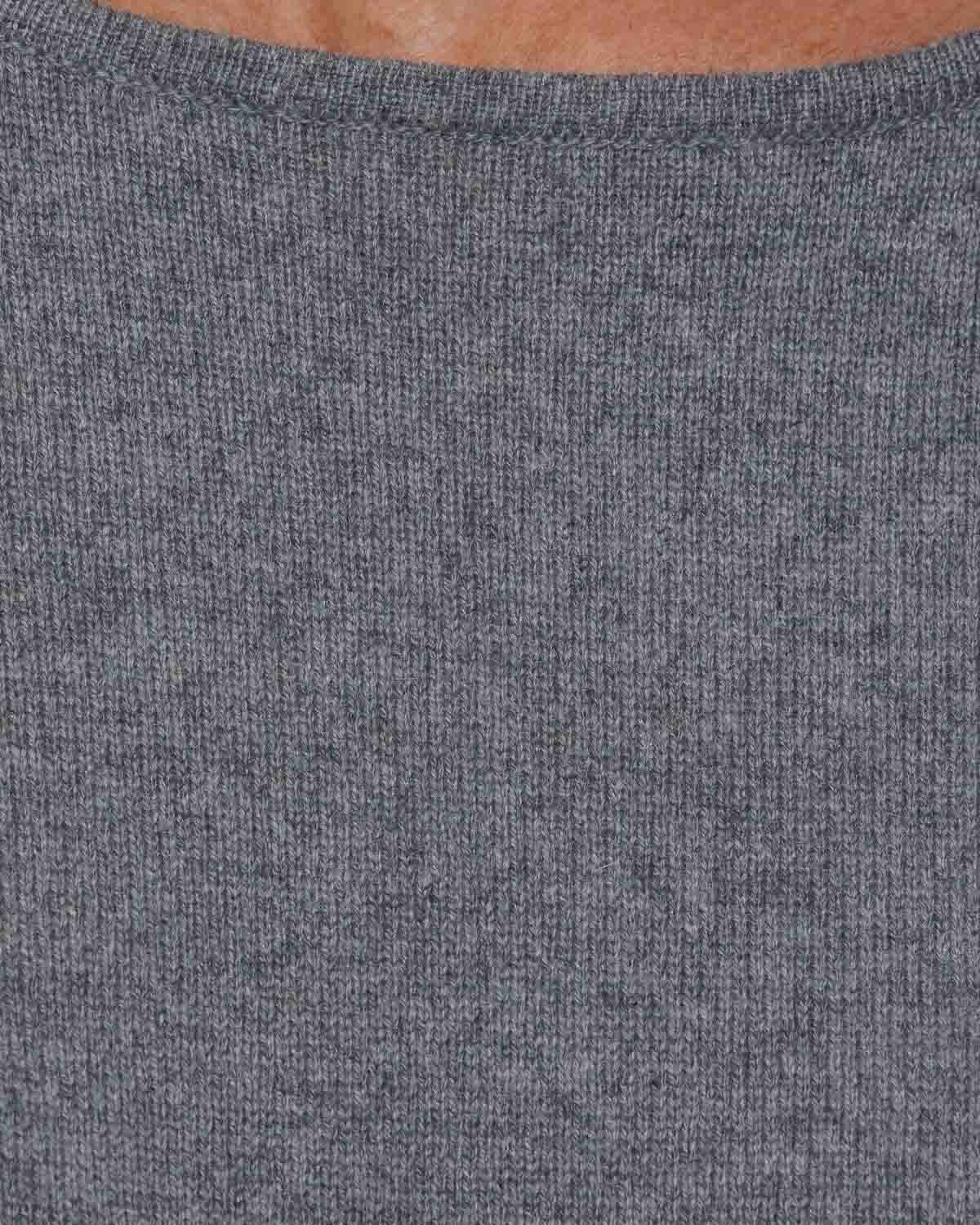 Caroline Cashmere VB Sweater in Mid Grey