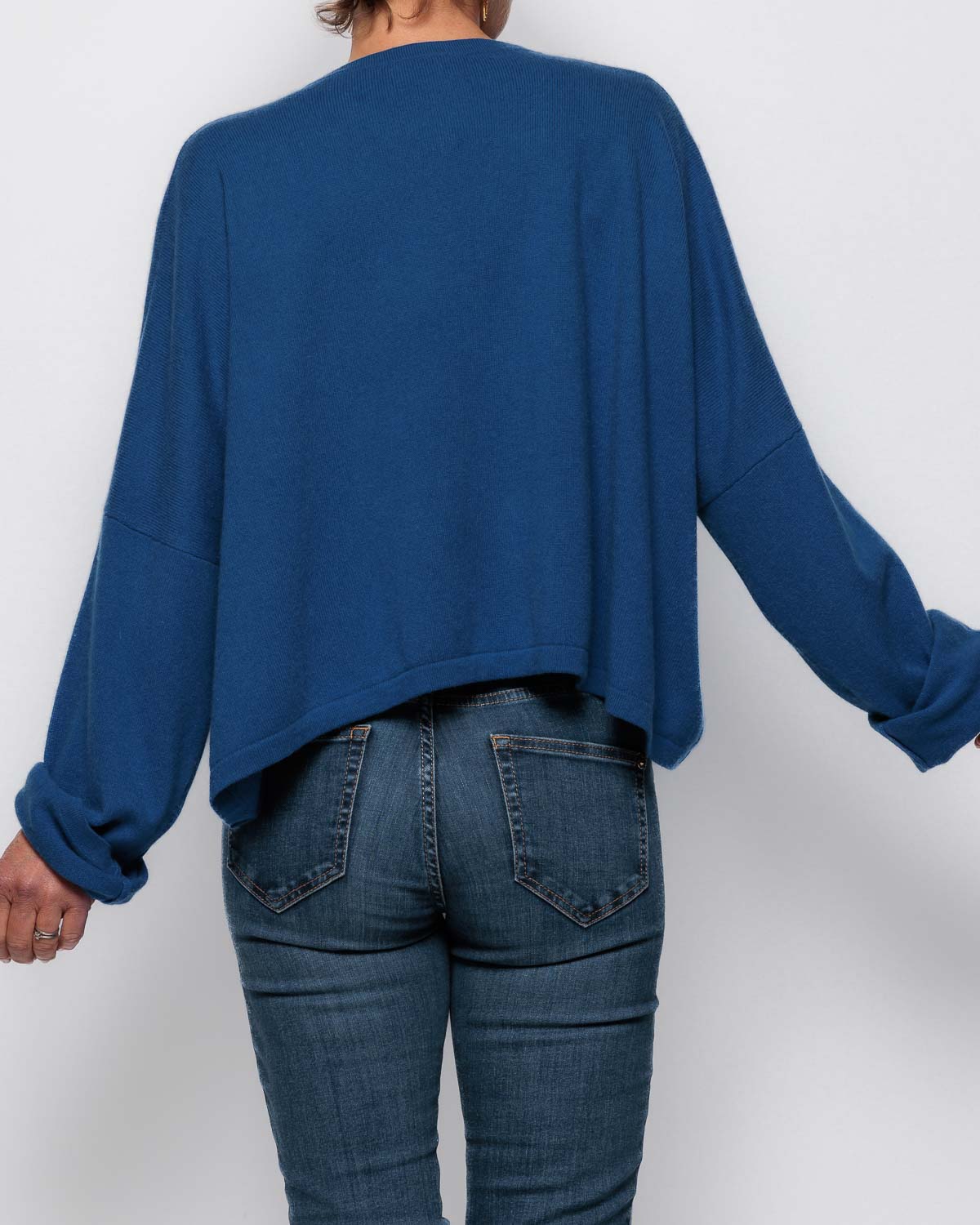 Caroline Cashmere Cropped Crewneck Sweater in Cobalt