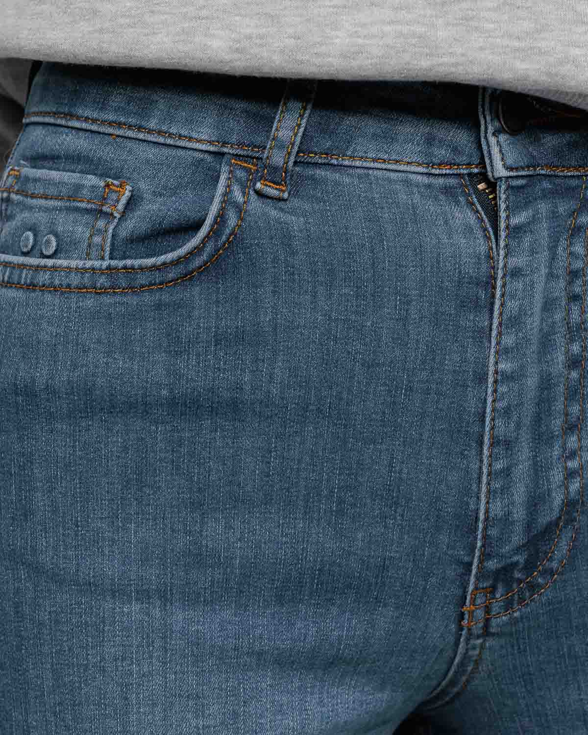 Numph Paris Jeans in Medium Blue Denim