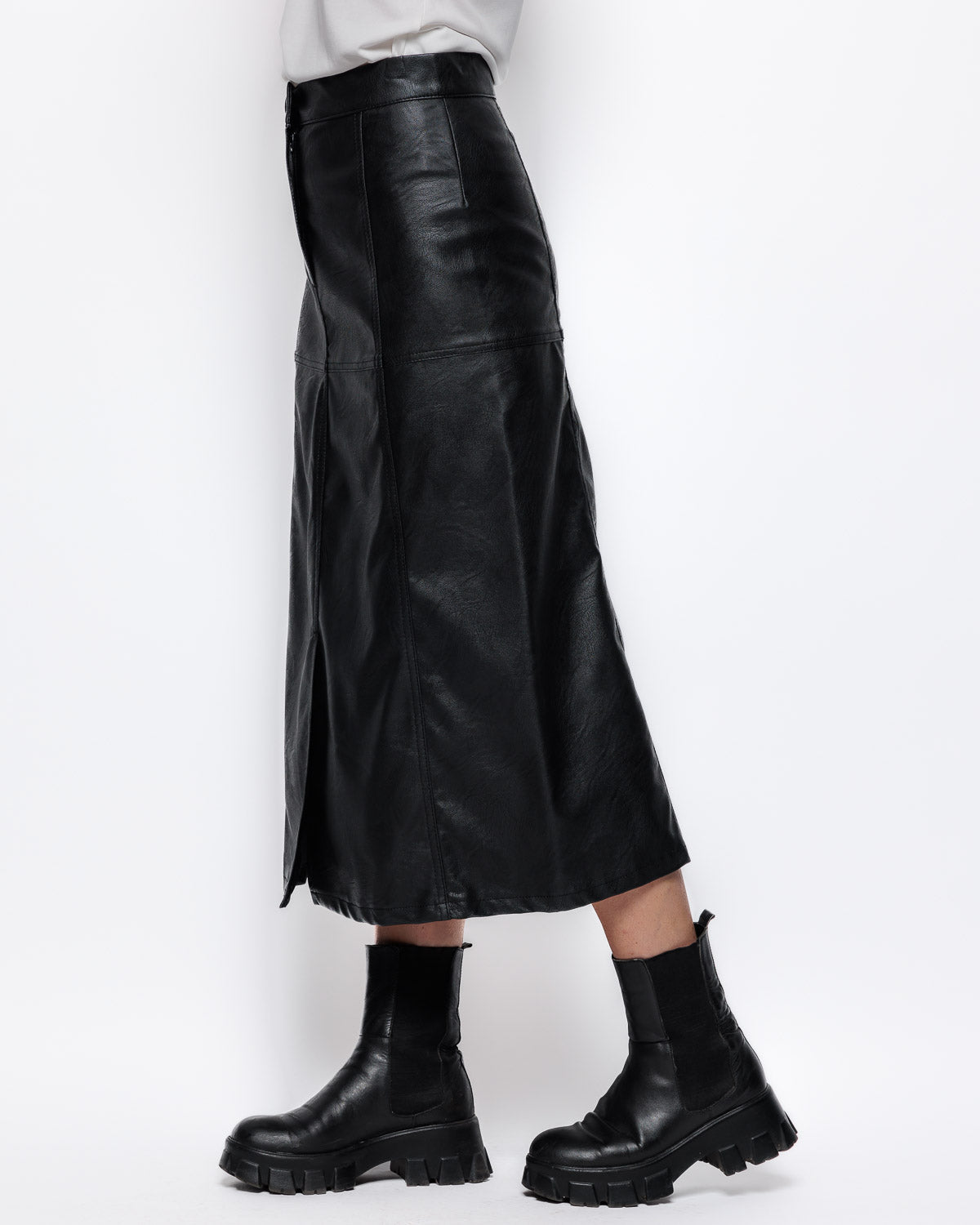 Emme Marella Muta Faux-leather Skirt in Black